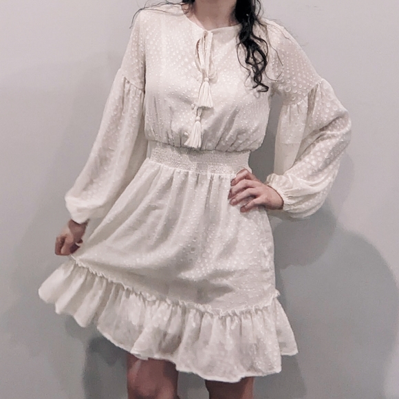 NWOT | Lulu's | cream long sleeve dress - Picture 6 of 7